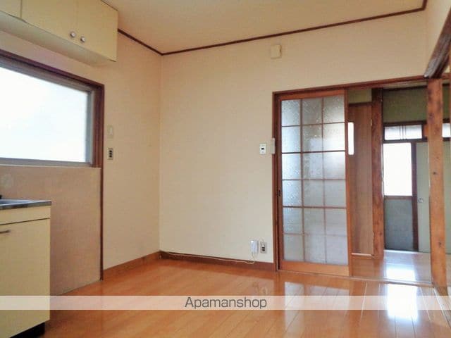 予讃線 伊予西条駅 徒歩18分 1階建 築42年の内装写真