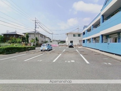 パークハイツ[2LDK/44.8m2]の駐車場