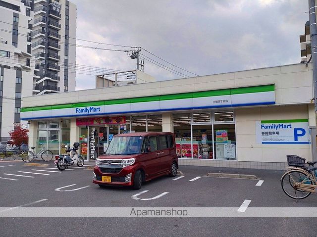 マスターピースの周辺写真