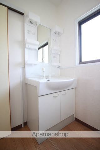 津倉町2丁目一戸建西棟の内装写真