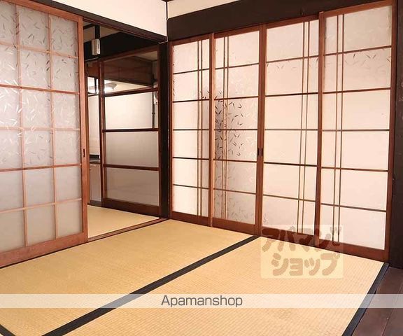 下殿田町 貸家の内装写真