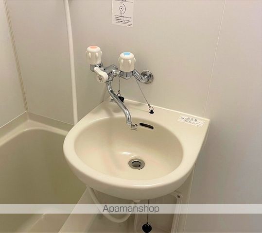 レオパレスアドニスの内装写真