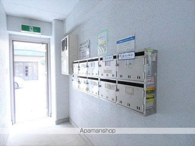 シルキーハイツの玄関写真