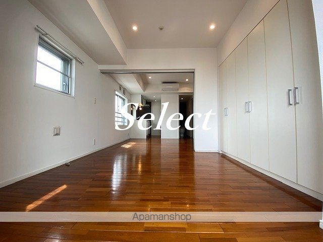 ドゥーエ横濱桜木町の内装写真