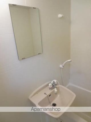 東一万ビル[1K/20m2]の洗面所