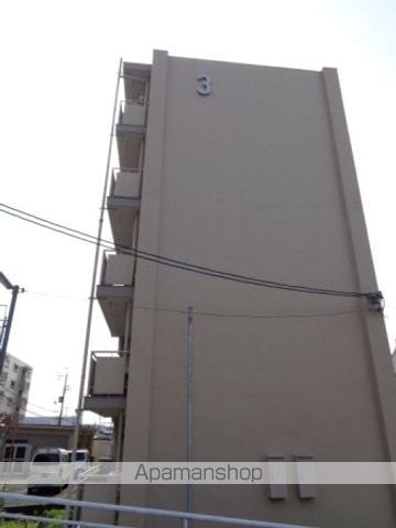 ビレッジハウス招提3号棟の外観写真