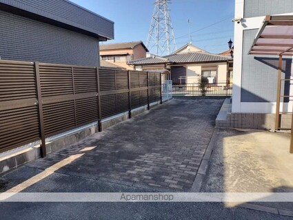 レオパレス日の出[1K/26.49m2]のエントランス