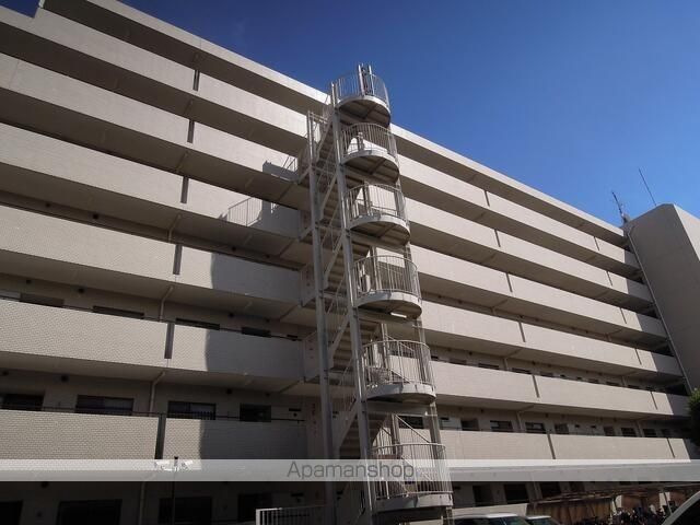 ステラメゾン武蔵小山の玄関写真