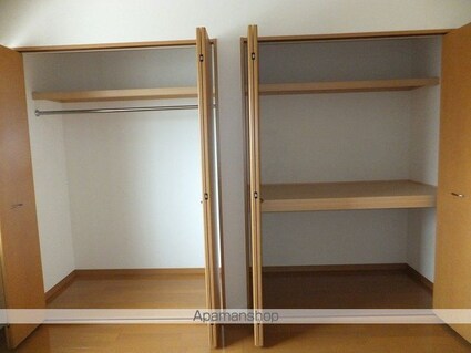 グランシャリオ[2LDK/60.45m2]の収納