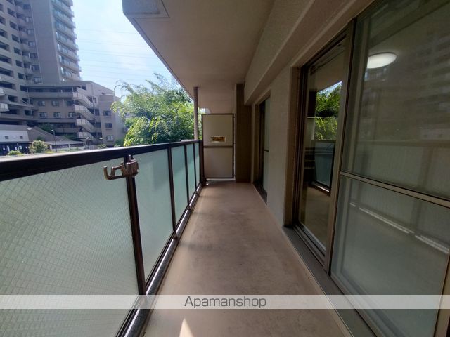 URBAN PARK緑地公園の内装写真