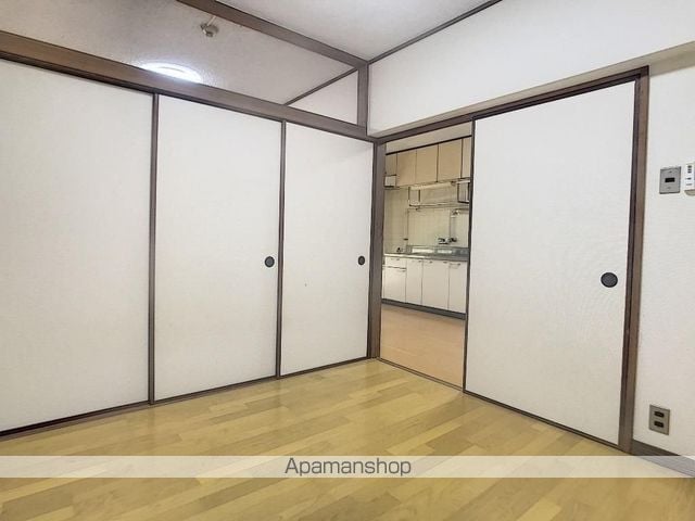 ロイヤルハイツ名池の内装写真