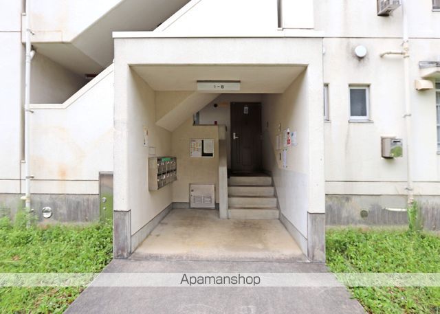 ビレッジハウス白川2号棟の玄関写真