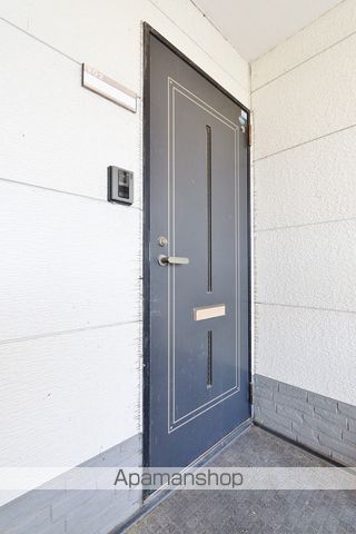 フォブール広田の玄関写真