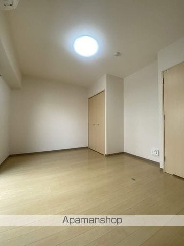 イースタンヒルズ藤が丘IIの内装写真