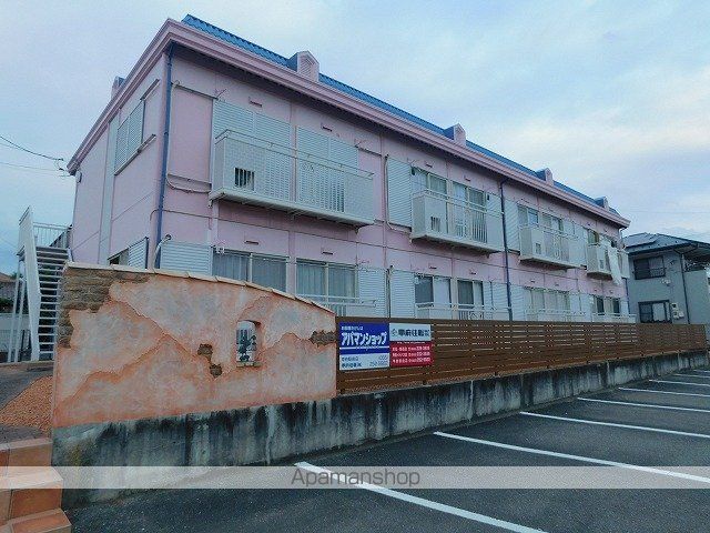 URBANハイツの外観写真