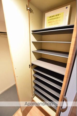 カサトレスVIIIの内装写真