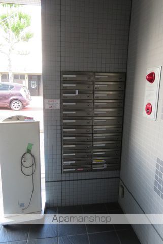 リライアンス河原町の玄関写真