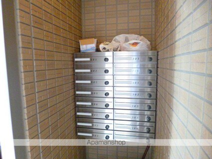 東京都日野市東平山２丁目[1LDK/45.54m2]の共用部1