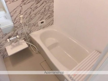 クロ・ド・エヌ[2LDK/55.03m2]のバス