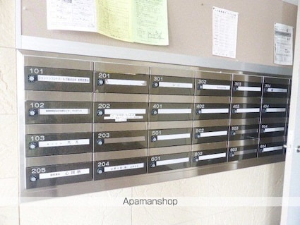 ゆたかビル[3LDK/80m2]の共用部3