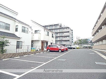 シャルマンＳ[1K/30.03m2]の駐車場