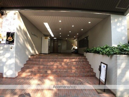 九段フラワーホーム[1R/23.9m2]のエントランス1