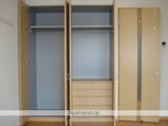 坂東市 2階建 築19年の内装写真