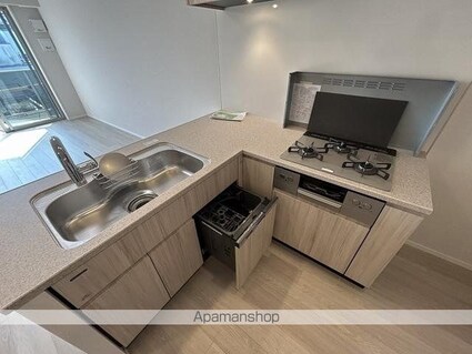 クラリティア横濱反町[3LDK/67.04m2]のキッチン1