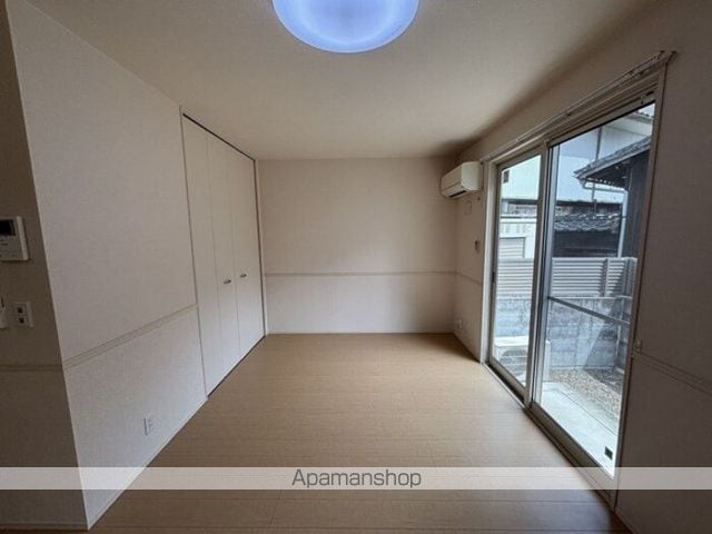 UNA CASA COMODAの内装写真