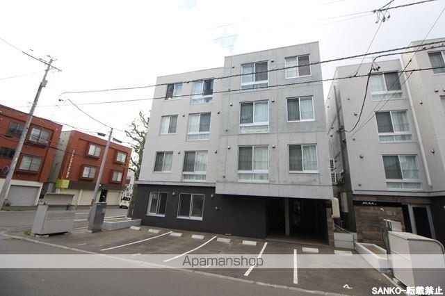 札幌市南北線 北３４条駅 徒歩3分 4階建 築11年の外観写真
