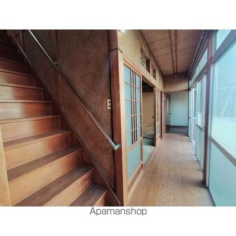 観音寺市天神町二丁目のお家の内装写真