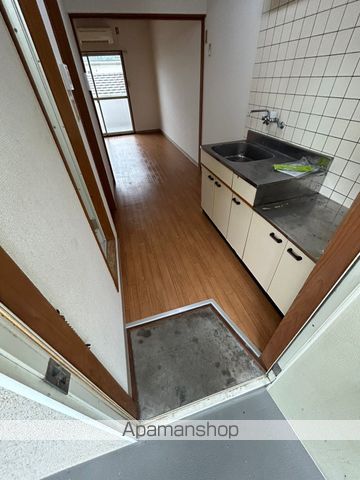 サンシャインハイツAの内装写真
