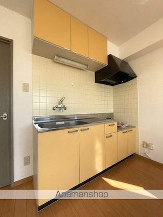 ロイヤルシティ参番館　若松町[2DK/45m2]のキッチン