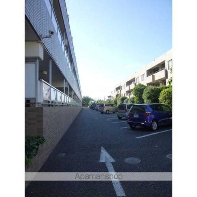 グランドゥール関町[3DK/56.07m2]の駐車場