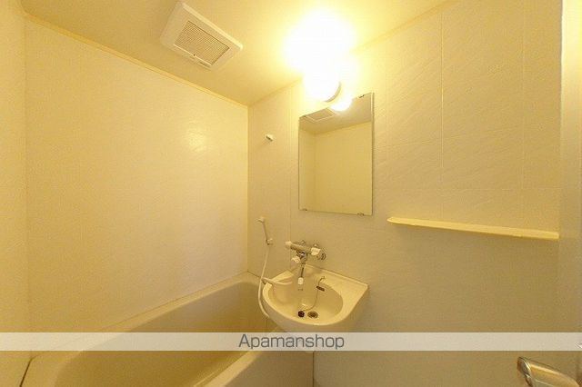ダイアパレス沼垂四ツ角の内装写真