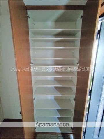 ロイヤルハイツの内装写真