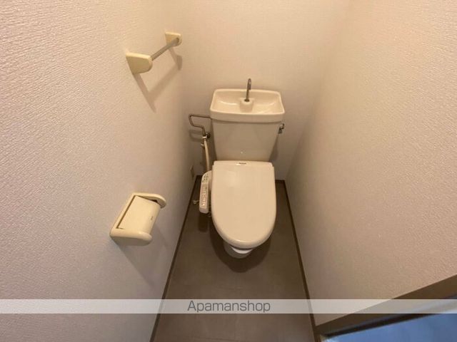 ハイカムール 南 B棟の内装写真