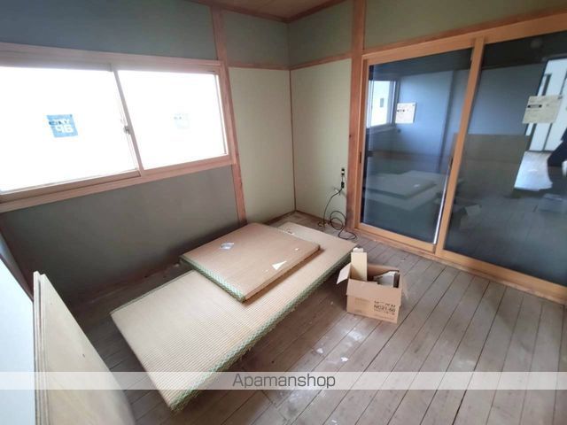 中内貸家の内装写真