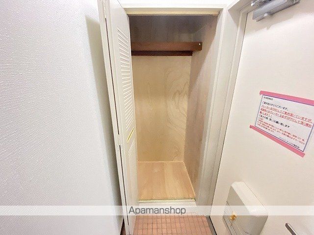 成小路ハイツの内装写真