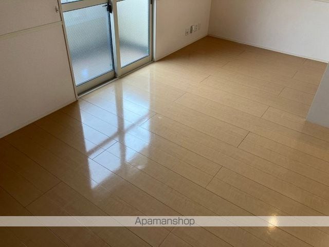 KIKUMOMOの内装写真