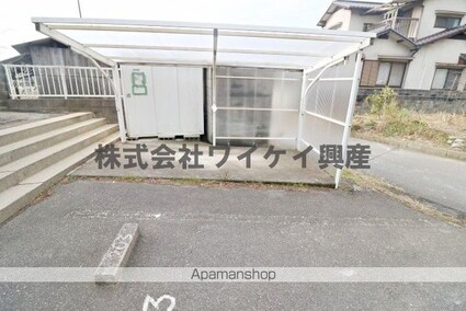 ＲＥ　ＡＰＡＲＴＭＥＮＴ[1LDK/42.87m2]の共用部1