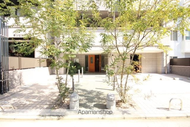 セントヒルズ住吉レジデンスの玄関写真