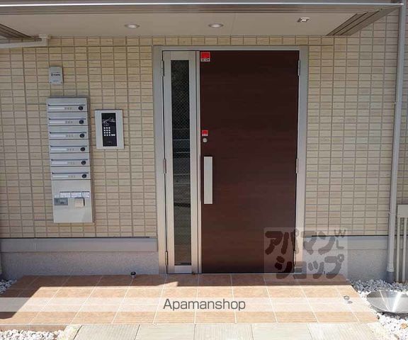 カーサ ヨシの玄関写真