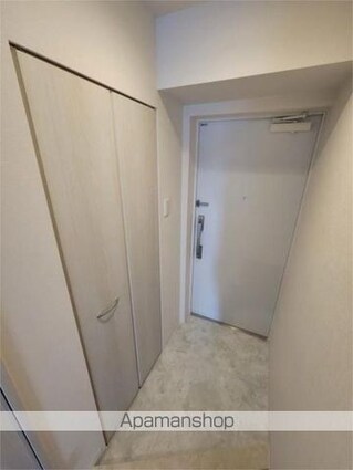 ラ・クール[2LDK/61.68m2]の玄関