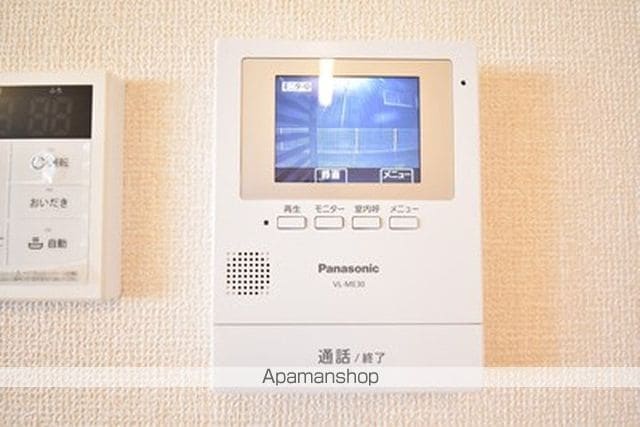 Ray TAMURAの内装写真