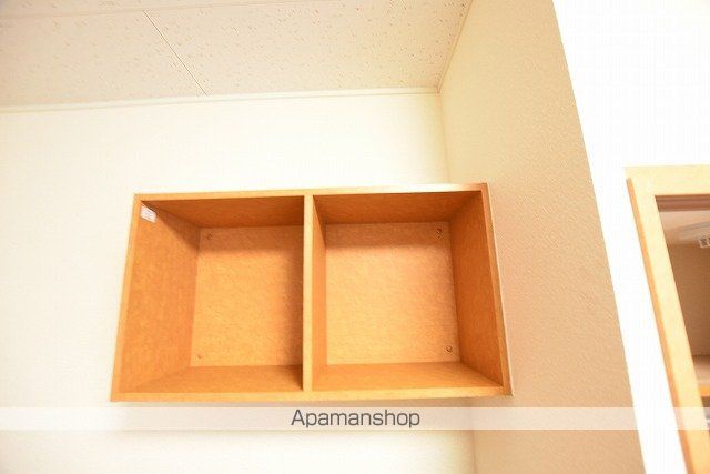 レオパレスカーミーエルムの内装写真