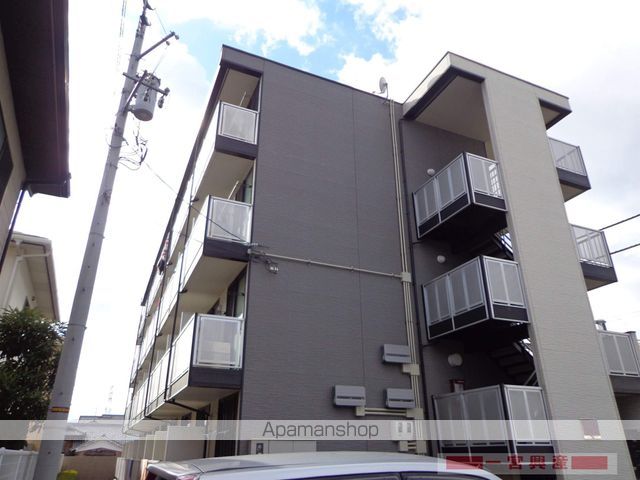 レオパレス松山保免の外観写真