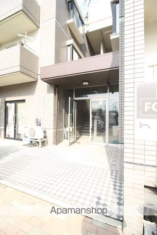ウィスティリアの玄関写真