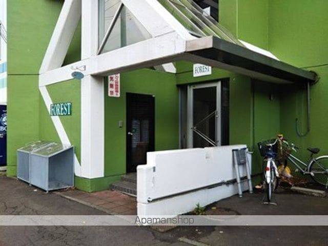 フォレストの玄関写真