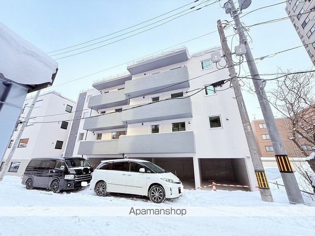 TS COURT WEST13(読みティーエスコートウェスト1の外観写真